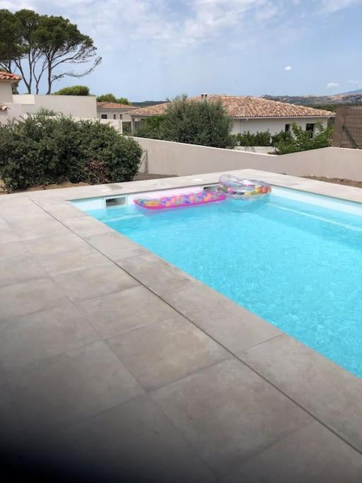 Villa Neuve Avec Piscine Bonifacio  Extérieur photo